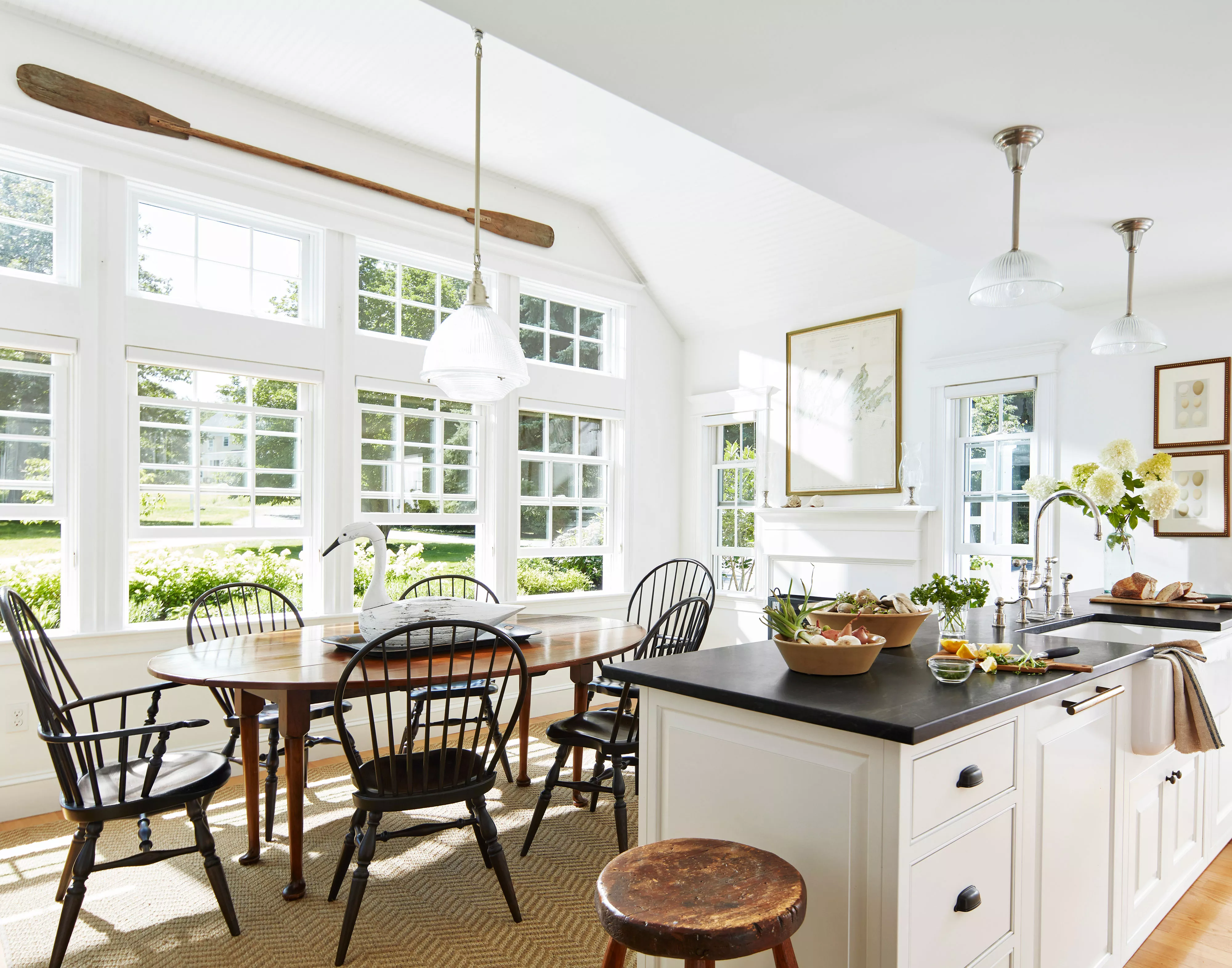 modern farmhouse dining table